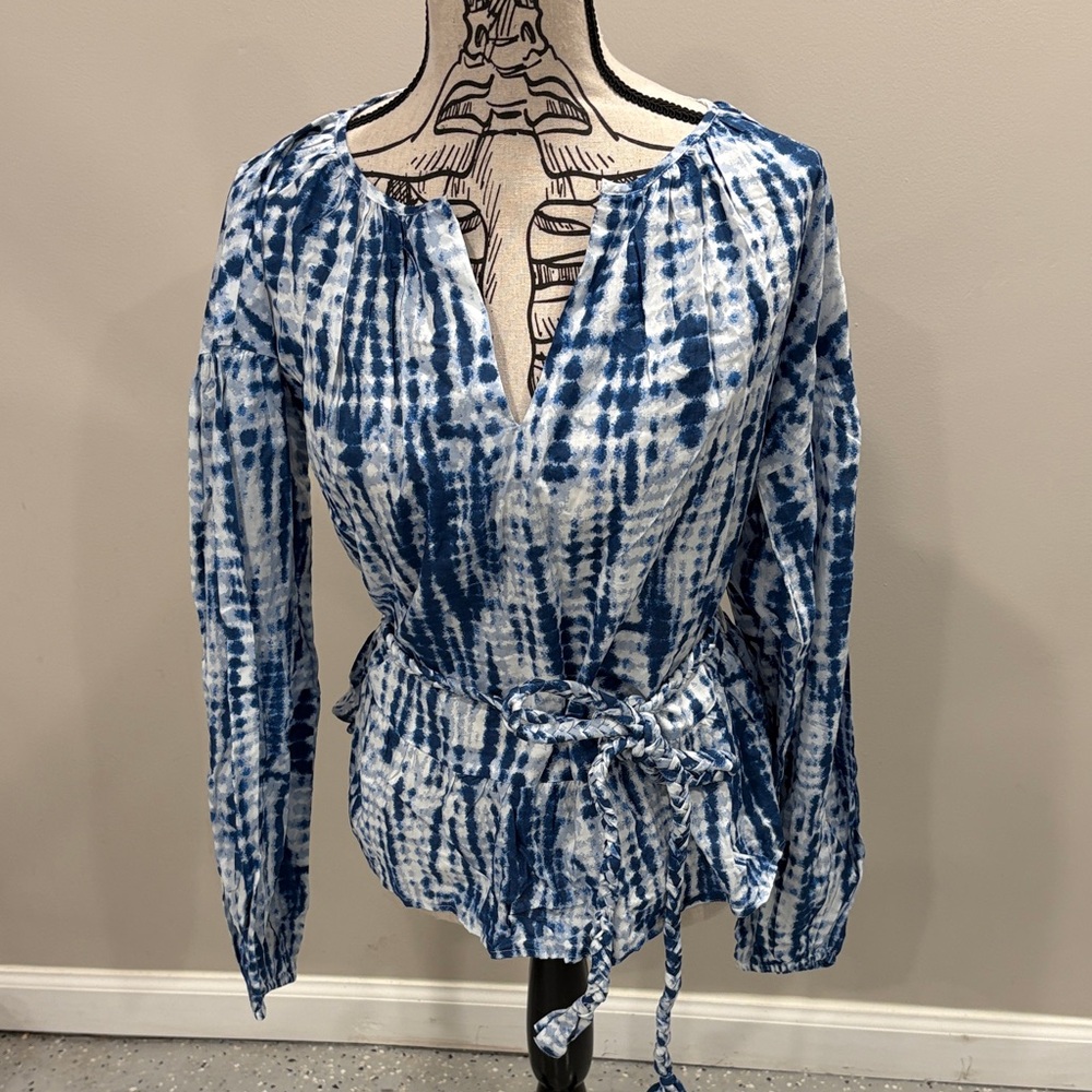 Modern Soul Blue and White Tie-Dye Blouse NWOT
